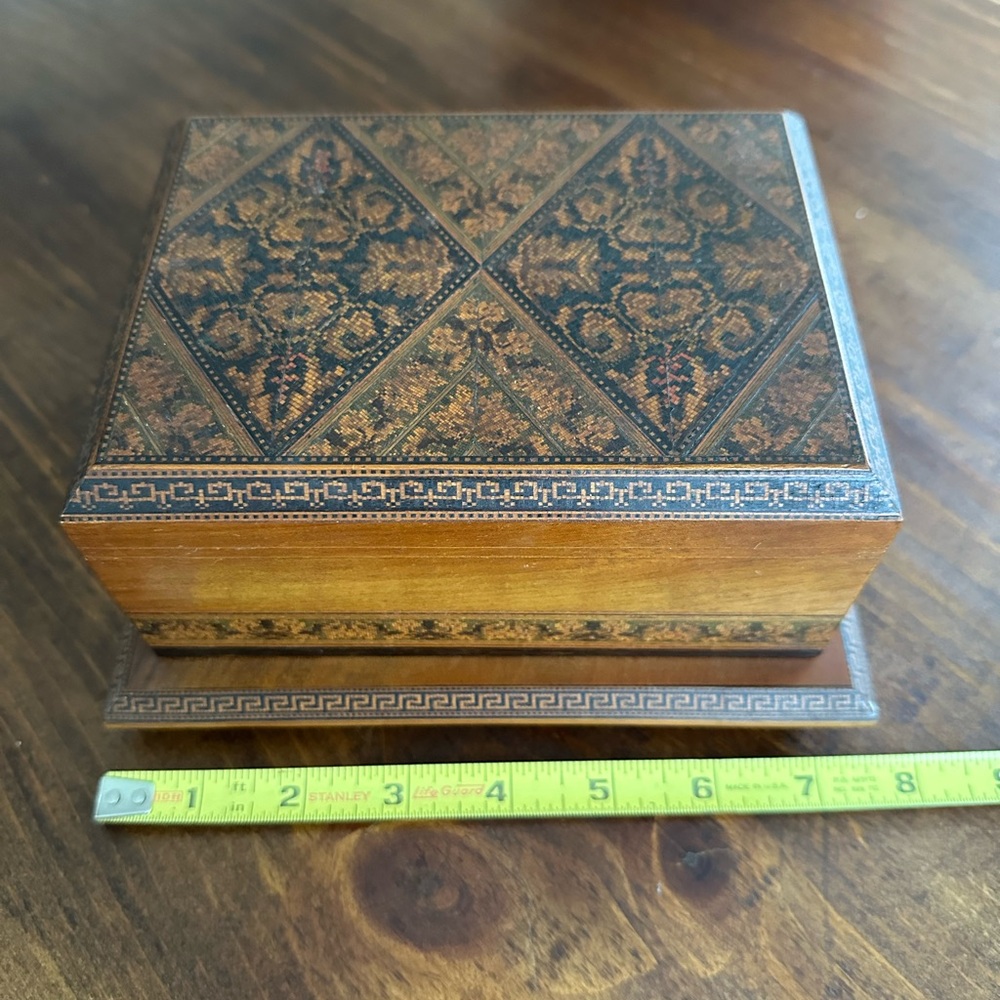 Elegant Wooden Storage Box - Picture 2 of 2